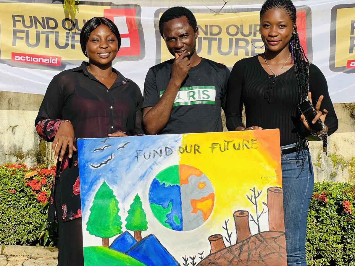 ActionAidNG's tweet photo. #GlobalClimateActionWeek - Green sip and paint (arts painting 🖌🎨, reflecting the effects of climate change on people's lives and livelihoods).

Young people expressing their creativity and getting involved to amplify the campaign #ClimateActionNow

#globalweekofclimateactions https://t.co/6x4IAz7DFM