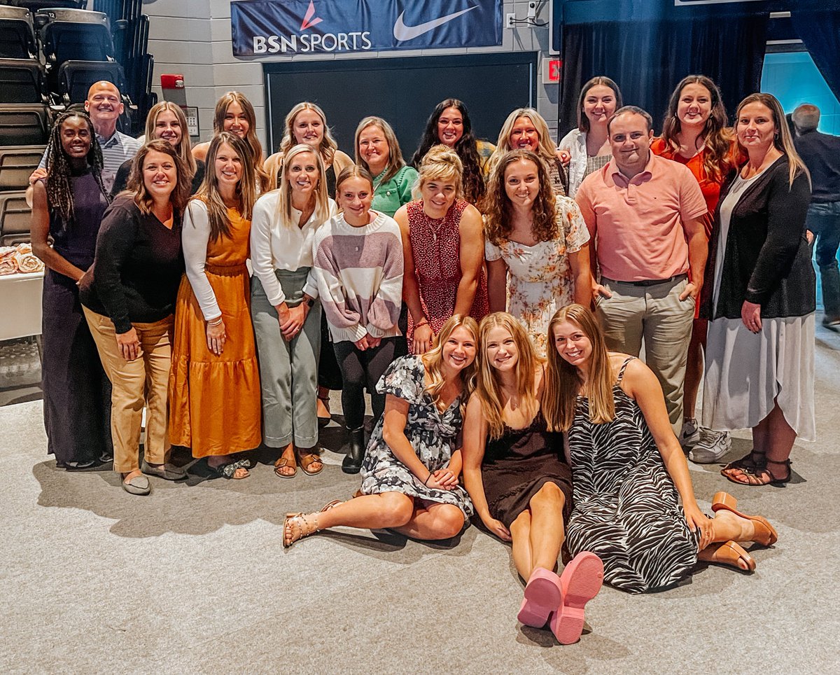 Grace Womenâs Basketball (@gracecollegewbb) on Twitter photo We attended the <a href="/nci4life/">RTL OF NCI</a> Right to Life Banquet. We were blessed by the testimonies and information that were shared last night!
We also continued our tradition of serving to clean up after the event.
#RightToLife #LegacyOfLife We attended the <a href="/nci4life/">RTL OF NCI</a> Right to Life Banquet. We were blessed by the testimonies and information that were shared last night!
We also continued our tradition of serving to clean up after the event.
#RightToLife #LegacyOfLife