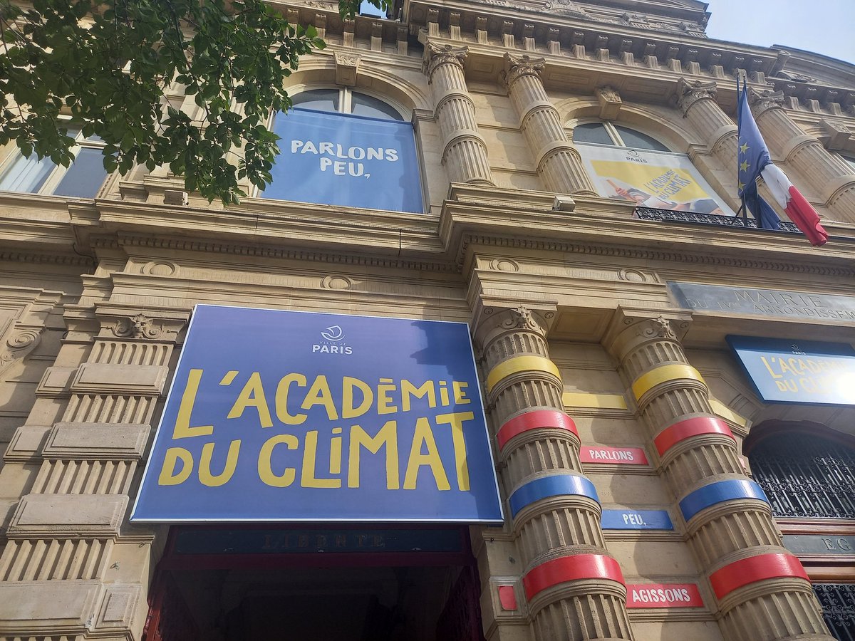 AlinaCristian6's tweet image. Réunion à l'@AcademieClimat pour la mise en place du projet ACACIA au @CollgeCourteli1 : engager les élèves dans un projet collaboratif et pluridisciplinaire sur les mésanges charbonnières (cycle 3) 🐦🐦
@cefemontpellier @CNRS @Academie_Paris @acmontpellier