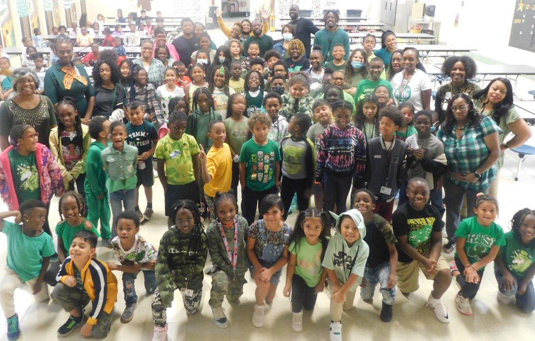 WileyElemGSO's tweet photo. Start with Hello! Spirit week- Green Out, show support for Sandy Hook Community and honor lives lost to gun violence by wearing green! https://t.co/fyoyxQp3w7