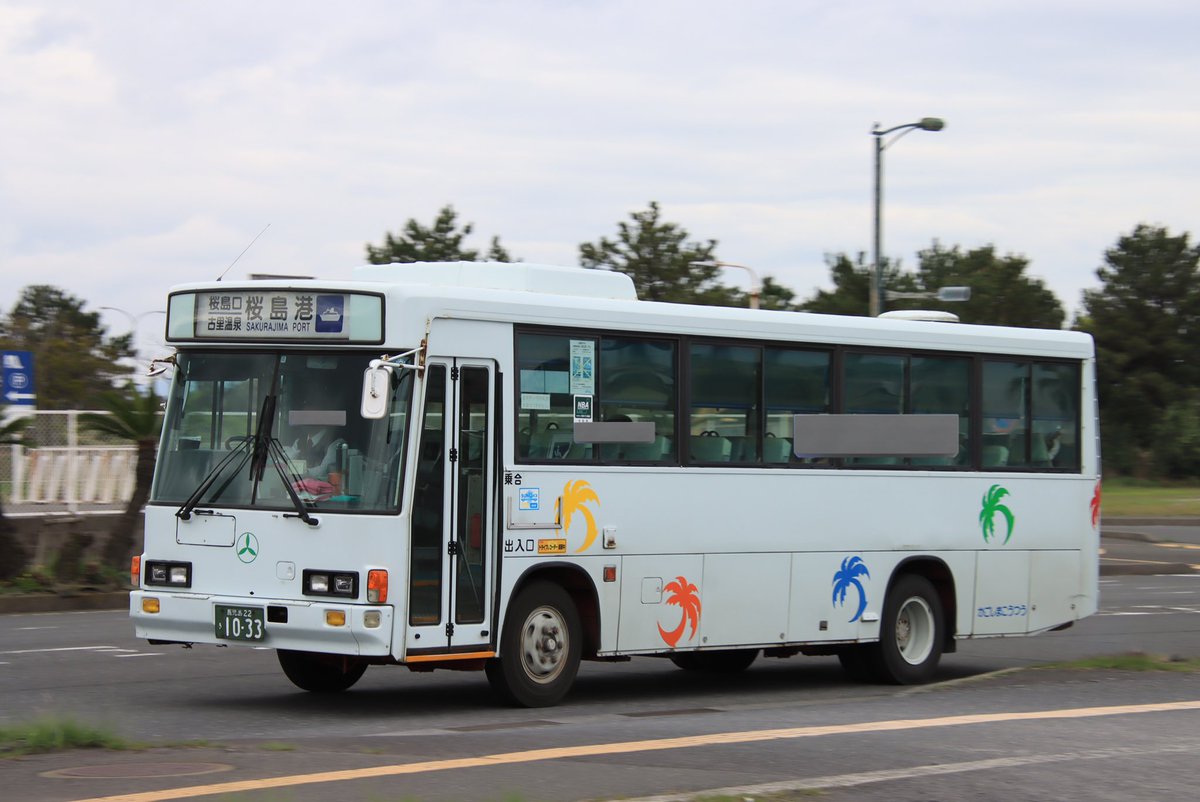 鹿児島交通
鹿児島22き1031/1032/1033　
KC-LR233J　1999年式