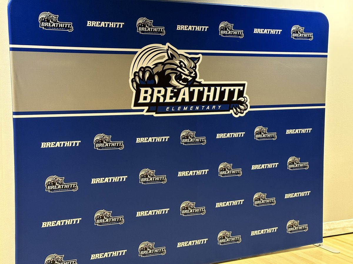 brobwx's tweet photo. Another new school unlocked on the #WeatherClass journey today: Breathitt Elementary in Jackson! @cameronwymt will have the class photo at 6 on @WYMT! https://t.co/1OXOItUr0K