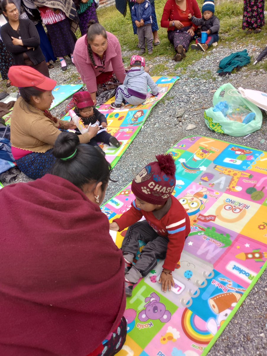 FTFGUAPROINNOVA's tweet photo. En alianza con #Afini y coordinación con el Servicio de Salud de #Chiantla, 65 madres de niños menores de 2 años, fueron capacitadas para conocer prácticas novedosas que ayudarán al sano desarrollo de sus bebés. @FeedtheFuture @USAIDGuate https://t.co/x6PMa2LFGE
