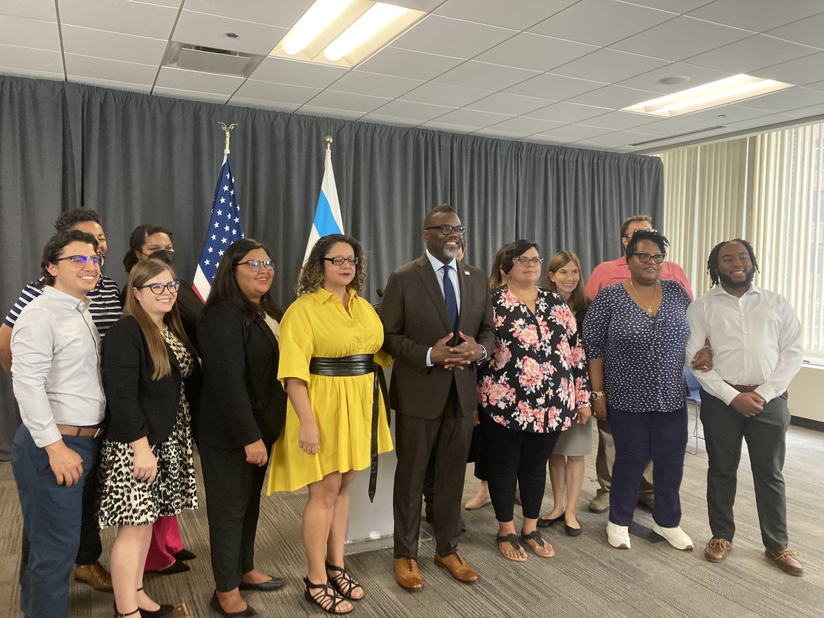Jeni Hebert-Beirne (@jeni_hb) on Twitter photo So pleased to be apart of this community-led collaboration along with our <a href="/uicpublichealth/">UIC School of Public Health</a> <a href="/uiccomhealthsci/">UIC Community Health Sciences</a> and <a href="/CEC_CACHET/">Community Engagement Core (CEC)</a> students and community partners! So pleased to be apart of this community-led collaboration along with our <a href="/uicpublichealth/">UIC School of Public Health</a> <a href="/uiccomhealthsci/">UIC Community Health Sciences</a> and <a href="/CEC_CACHET/">Community Engagement Core (CEC)</a> students and community partners!