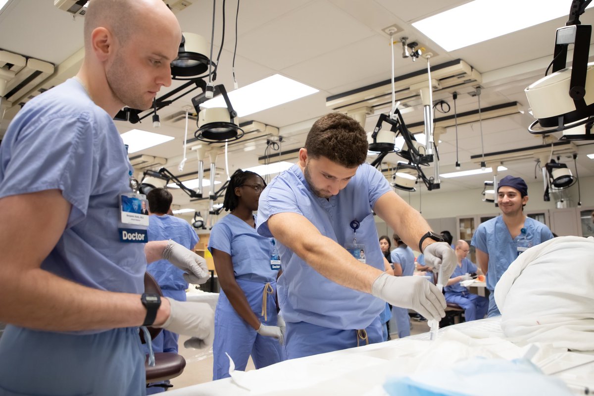 Pictured: residents practicing their lumbar puncture skills with CMR Dr. <a href="/BenStultz/">Benjamin Stultz, MD</a>! 

<a href="/CaThompsonMD/">Carrie Thompson, MD</a> #Match2024