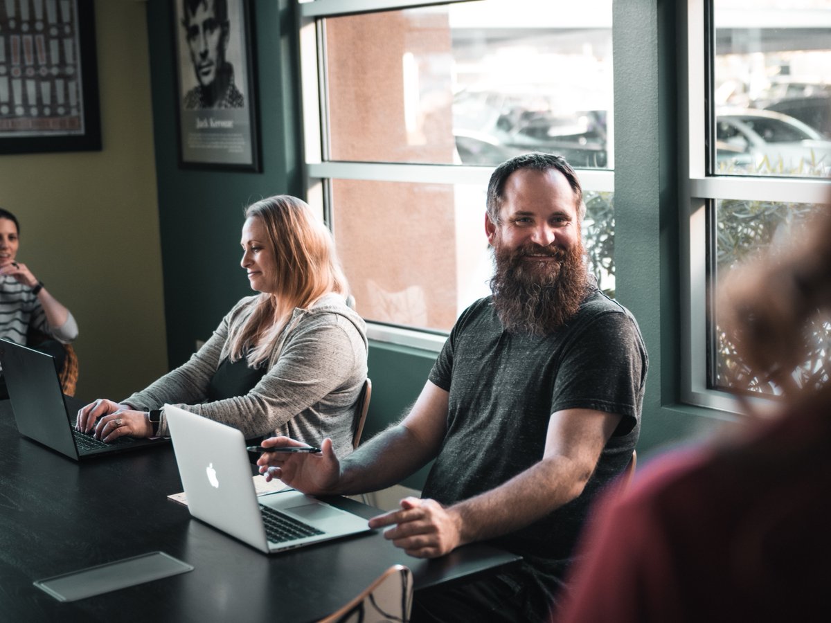 BRAINTRUSTbuzz's tweet photo. It's National IT Professionals Day! Always a cause for a smile, always love an excuse to post our web design team! 🕸️💻

#buzzingbrains #Braintrust #IT #WebDesign https://t.co/9S3eAvaJaJ