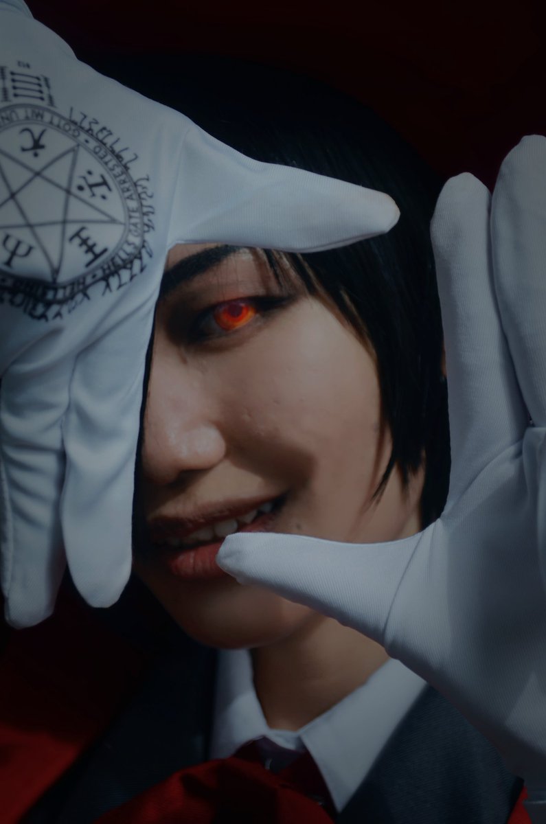 JojoBcos's tweet photo. Look at my eyes.
📸 : Pongto - ポント
#alucardcosplay #kokorocosplayretro
#alucardhellsing #hellsing #hellsingultimate #hellsingalucard #hellsingcosplay #hellsingultimateedit #Alucard
#アーカード #ヘルシング #コスプレ
#cosplaythailand https://t.co/T7nmDCYIrm