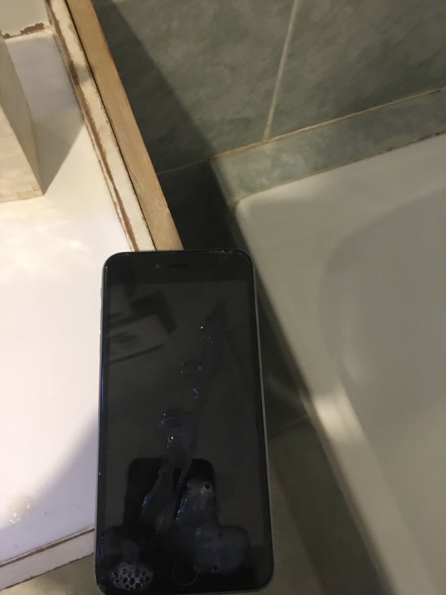 تتمنى مين يكون مكان الجوال ؟؟ 

#ديوت #ديوت_امي #ديوت_بدوي #معصيتي_رIحتي #تجسس #كتات #دياثة #كت #كتت #اكتت #cumtributeِs #cumtributeِ #ديوت_اختي #معصبتي_راحتي