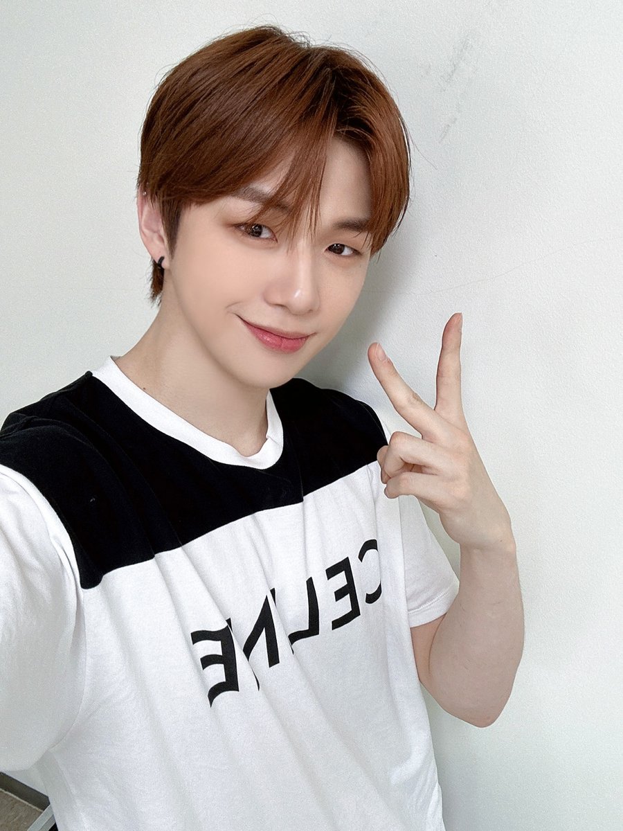 [#Oh녤]

230919 Mnet 스트릿 우먼 
파이터2 스페셜 방송 완료 💜

매일매일 레전드 경신하는
갓 다니엘 그리고 갓 다니티 🥰

#강다니엘 #KANGDANIEL #스트릿우먼파이터2