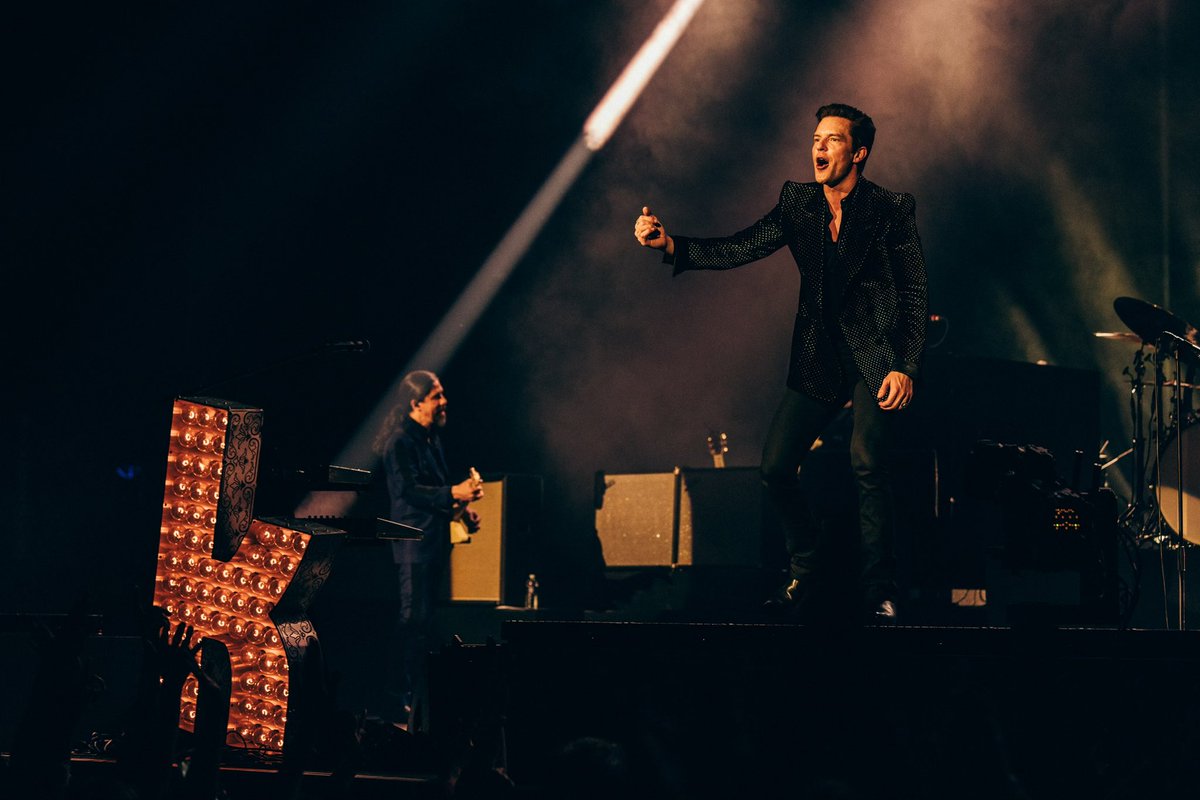The Killers tweet media