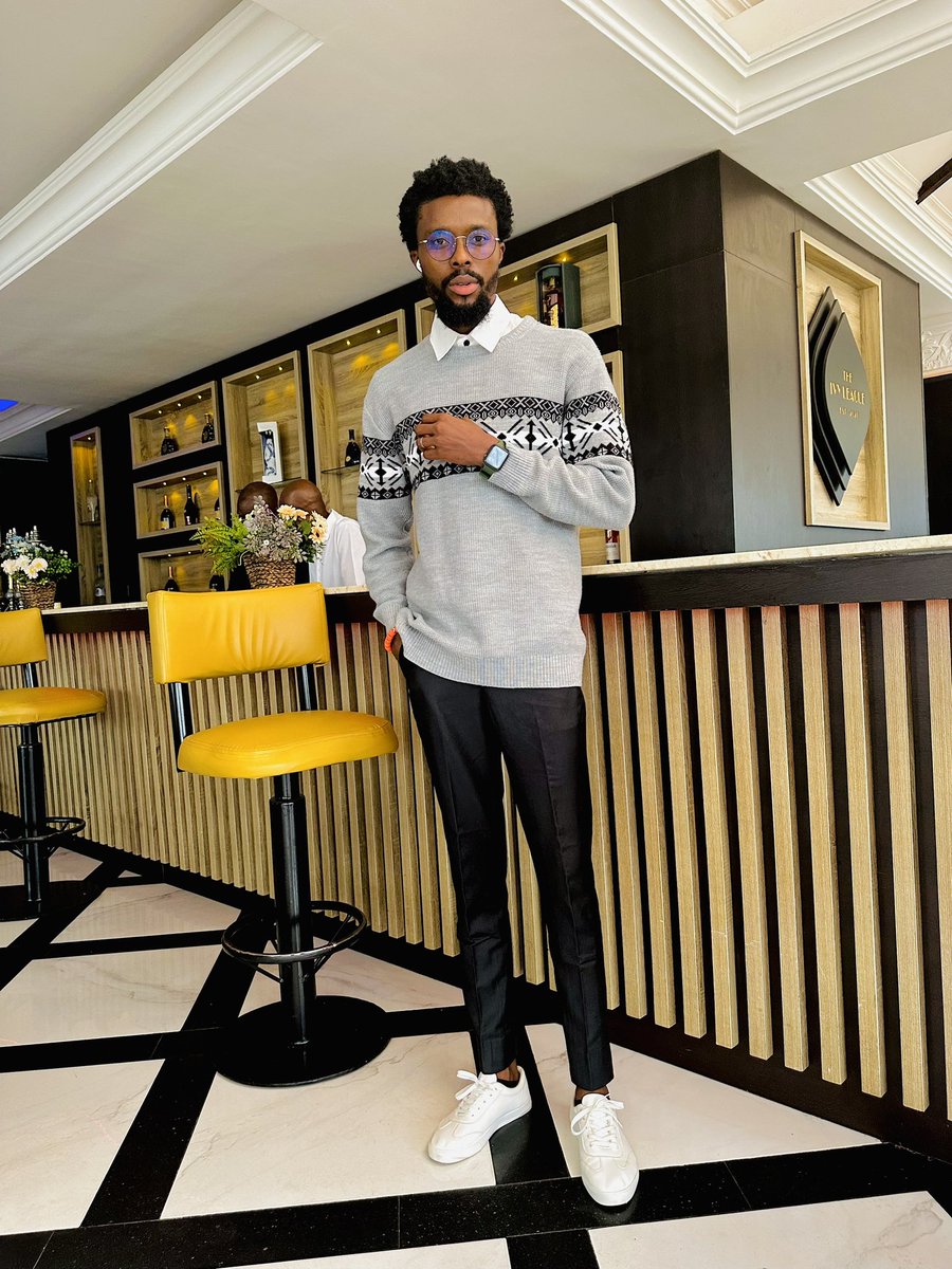 shaddybristow's tweet photo. Hello Abuja🩶🖤🤍🤓 https://t.co/bM0H2FgA9O