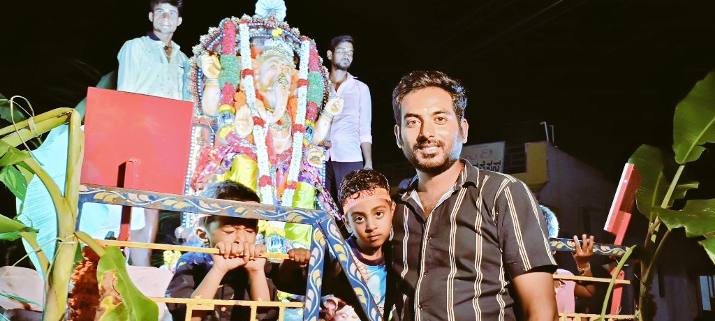 kothuru_pradeep's tweet photo. ಜೈ ಗಣೇಶ 🙏 https://t.co/wd5OoVIMCk