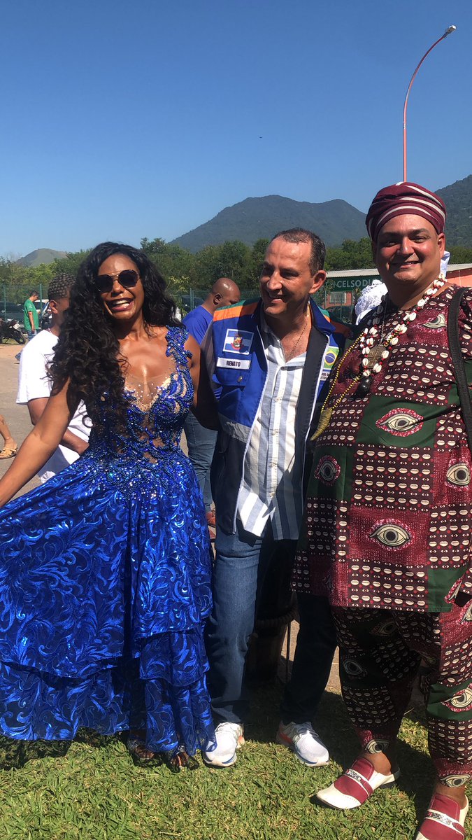 adabarofa's tweet photo. Evento cultural em minha cidade Nilópolis. Hoje https://t.co/IaGZxHk66Q