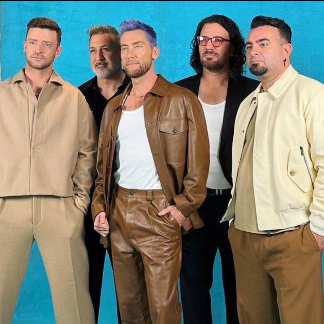 Joey Fatone Street Team (@joeyfatonesttm) on Twitter photo Let's keep pushing for a tour and album for our guys! Please let <a href="/RCARecords/">rcarecords</a> <a href="/sonymusic/">Sony Music</a> know how badly we want this! These 5 guys have done so much for us, let's give back to them💜
#NSYNC_Better_Place #NSYNC Let's keep pushing for a tour and album for our guys! Please let <a href="/RCARecords/">rcarecords</a> <a href="/sonymusic/">Sony Music</a> know how badly we want this! These 5 guys have done so much for us, let's give back to them💜
#NSYNC_Better_Place #NSYNC