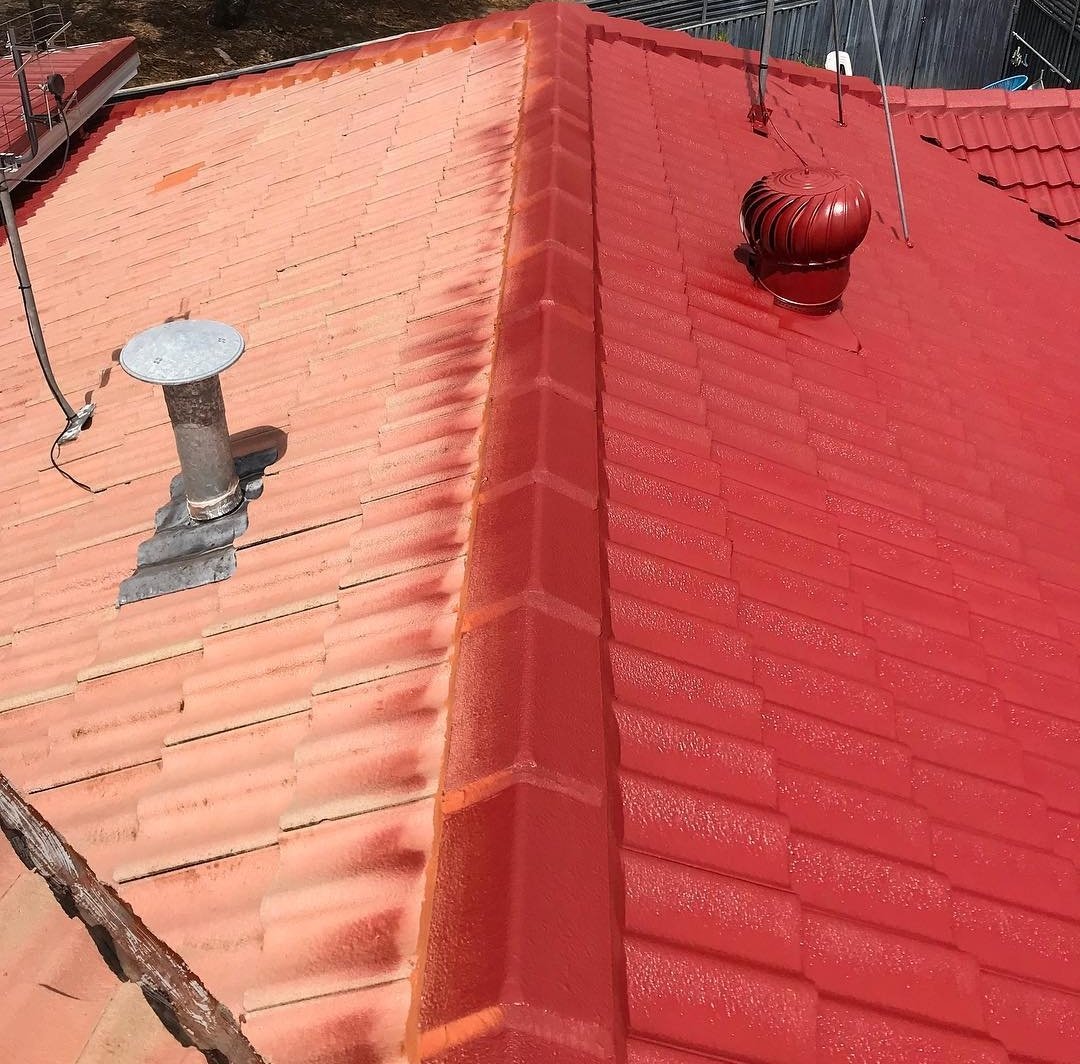 Mimagiination's tweet photo. As you plan to repaint your building's exterior this season, make sure to include roof repainting in your budget. 

Yes, your roof can be repainted, and it should be! 😁

Give your building a complete makeover this season, and remember, we're here to get it done for you. 😊 https://t.co/oUcPW94PId