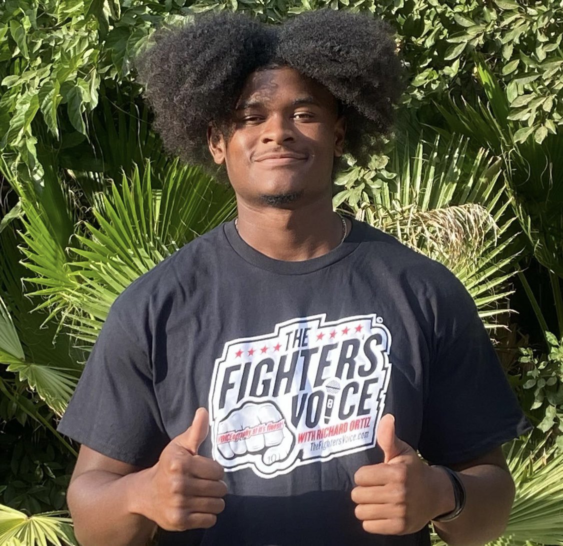 ALWAYS Thumbs Up For RICHIE 👍🏼👍🏼 With <a href="/FSAthletics/">Fresno State Bulldogs</a> Baseball Player <a href="/MurfGray/">MurfGray</a> ⚾️ #EveryFighterHasAVoice #TheFightersVoice #TheOnlyVoiceThatMatters #TU4R 😇
