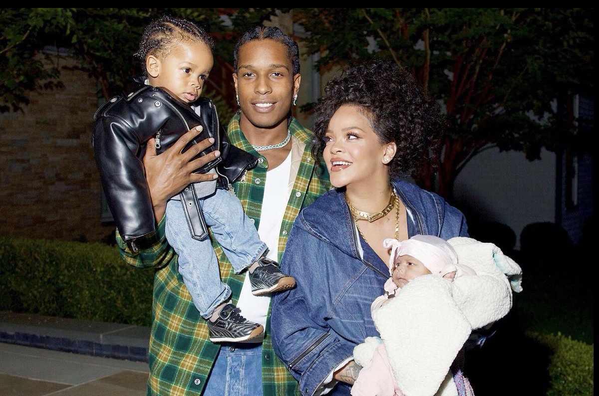 twobeestv's tweet photo. Riri and her lil family 🥹 https://t.co/N9xUMx2I4c