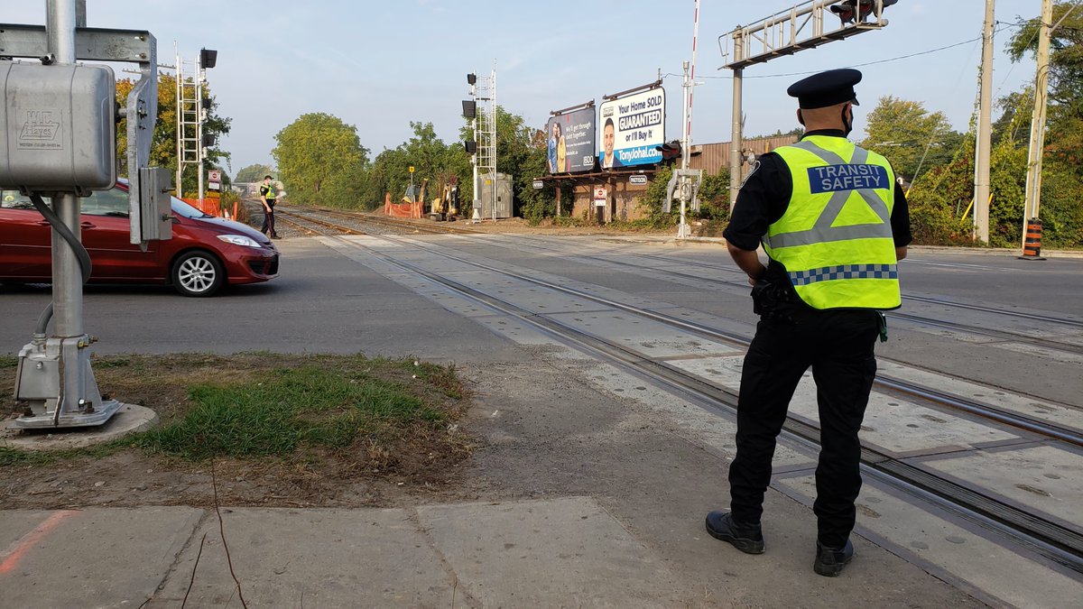 GOExpansion's tweet photo. A key part of #GOExpansion is introducing and updating safety improvements across the region. To learn more, visit our Toronto West community team at #BloorGO Station: September 19 from 4 pm – 6 pm.
🚆 For more #RailSafetyWeek information, check out: https://t.co/s2BibX3QXD https://t.co/LyUwLQ9ia1