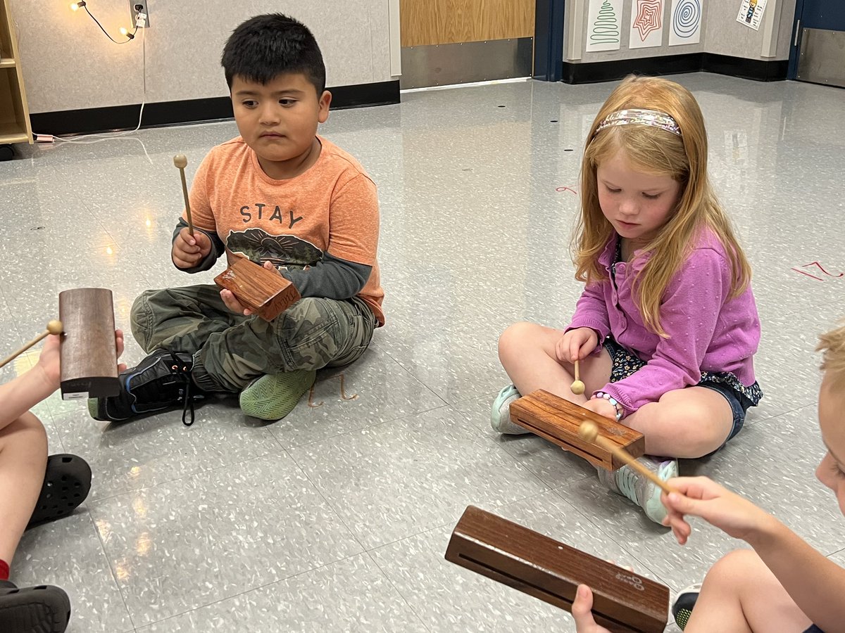 MsWiggersMusicRoom tweet media