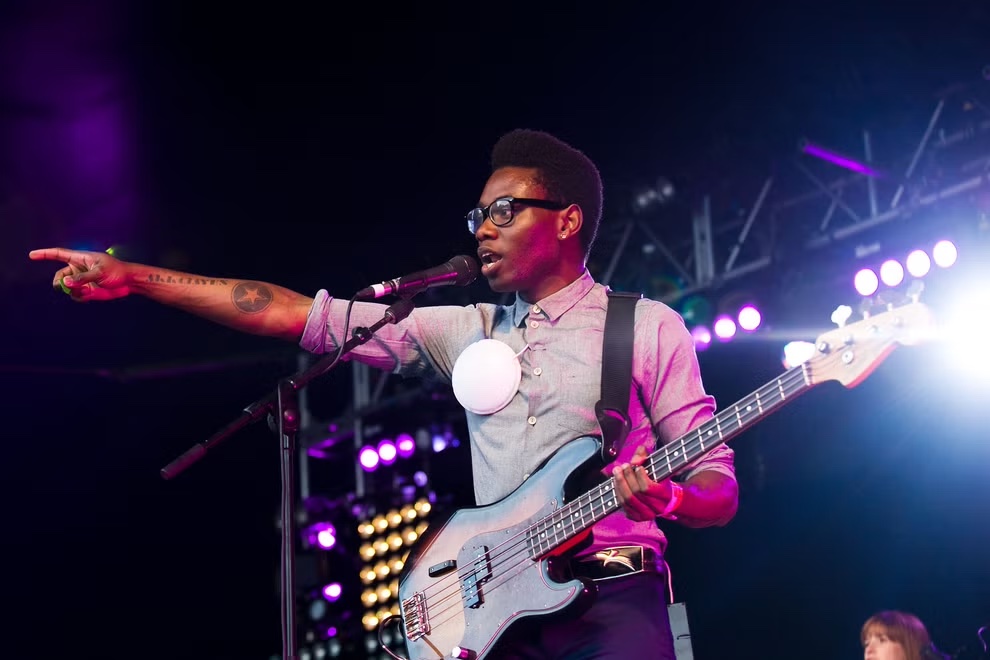 Drop your favorite bass player.