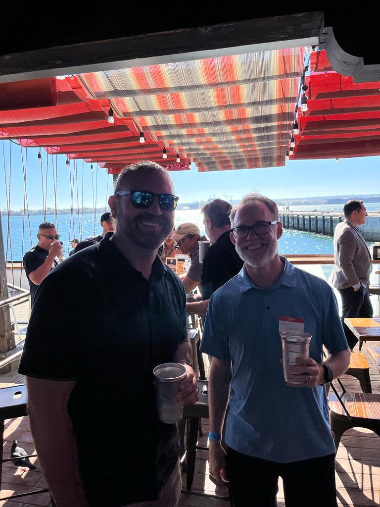 Broker_Brett's tweet photo. So awesome meeting @ryring &amp; @jeffroth77 in person!  Always great meeting #InsurTechTwitter &amp; @InsNerds friends in person.

Always great meeting up with @adam_kiefer in person too!  Thanks @insuretrevor &amp; Matt for being down to take the train with me too.

#Insurance #InsurTech https://t.co/BTpZktAFDL