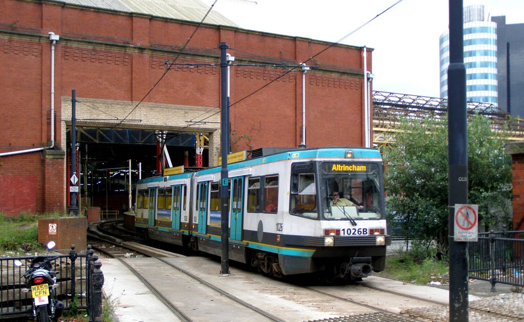 Hey <a href="/BeeNetwork/">Bee Network</a> Remember those old Metrolink trams?

Now you have those yellow trams nowadays