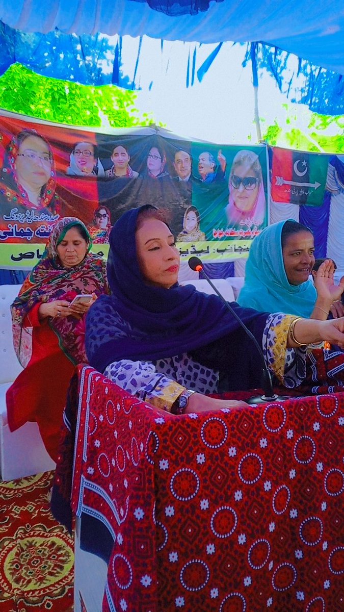 It's inspiring to witness such determination and collaboration. Together, you all Ladies have the power to make a positive impact! . Let's empower women and create a better future for all! #Mirpurkhas #WomenInPolitics #ElectionStrategy #EmpowerWomen #PakElections 🇱🇾