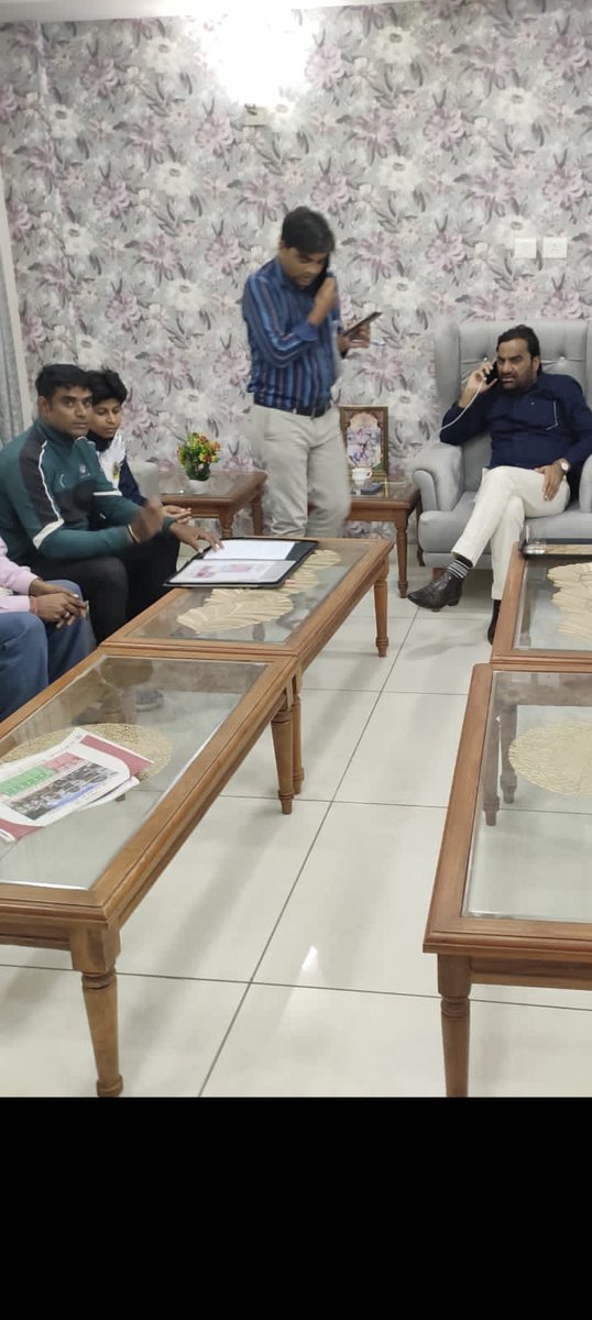 sarjeetmertiya's tweet photo. हमारे कमांडो हिम्मत सिंह जी अब जीके का प्रश्न बन गया है जिन्होंने गोल्ड मेडल लिया है फाइट मार्शल में उनको बहुत-बहुत शुभकामनाएं और आज हनुमान बेनीवाल जी से भी मुलाकात करके सैनिकों के पुनर्वास योजना के बारे में विस्तार पूर्वक चर्चा की है https://t.co/pyMz4o9ePD