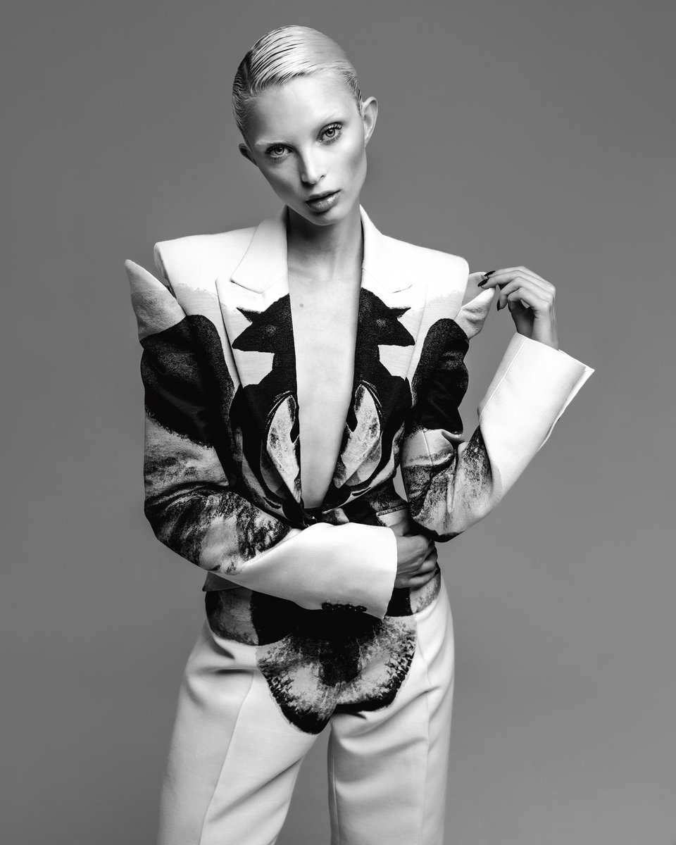 StormModels's tweet image. #LuluWood for #VMagazine