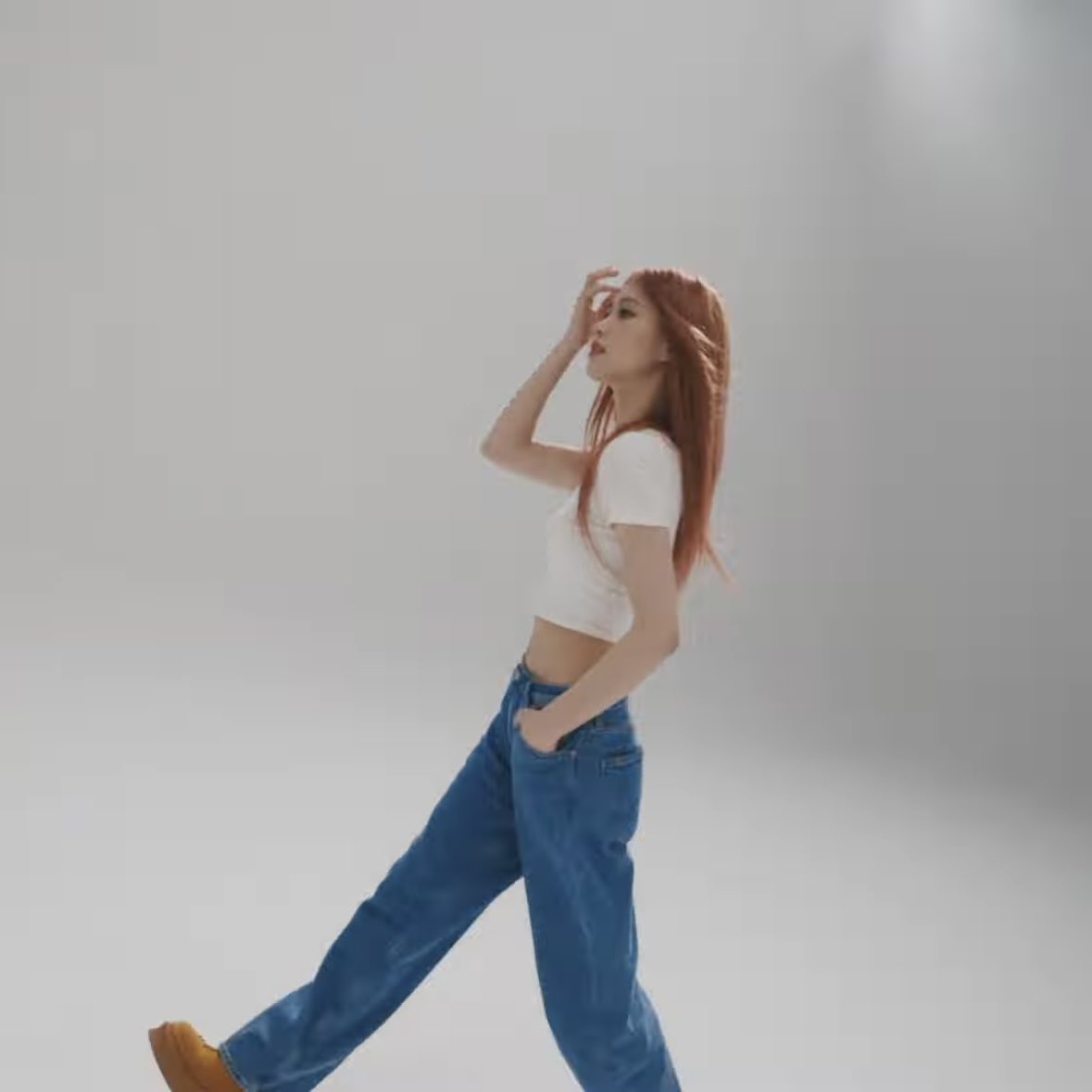 sxt4eva's tweet photo. HER VISUAL #XIAOTING https://t.co/G4hYWfBOm2