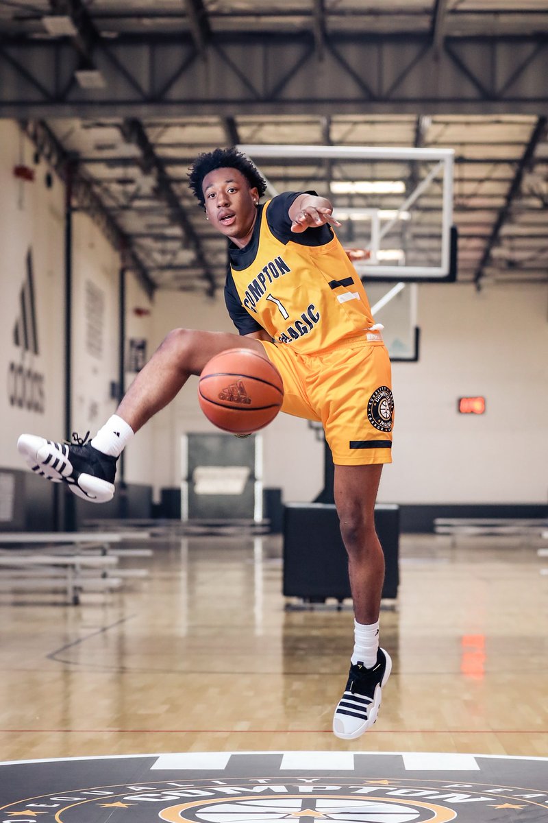 Compton_Magic's tweet photo. Jermaine Washington Jr. @RanchoVHoops
Committed: San Jose State
@jermainejr0 💙💛 #TopPG
Let’s Work!
📸 @niquedunning
@SanJoseStateMBB @Gsloyalty https://t.co/8fne8FkLab
