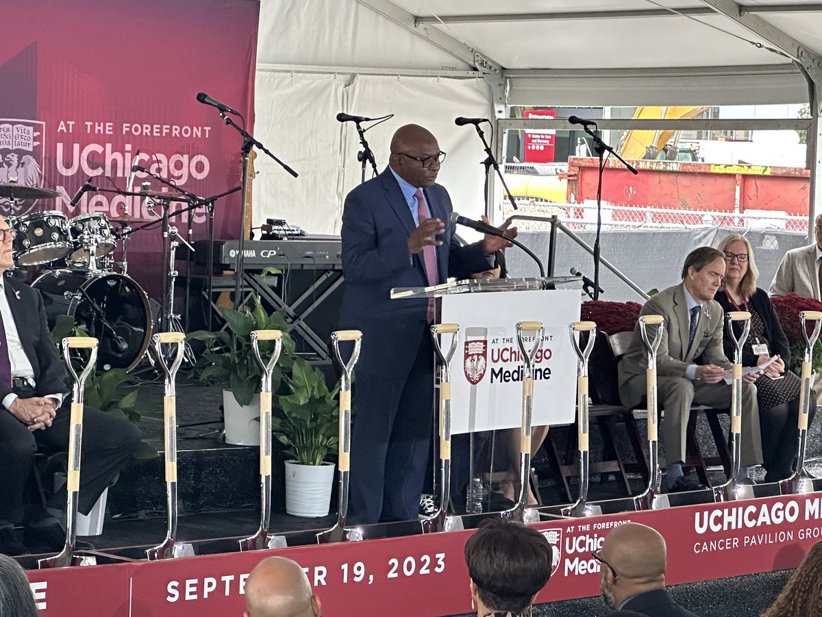 uchicago_obgyn's tweet photo. Great day for the Southside community - groundbreaking ceremony for Chicago’s first stand alone cancer center w/inspiring talks by our own - Dr Lee @NitaKarnikLee, Dr Odunsi @KunleOdunsiMD. @UCCancerCenter @UChicagoMed @chicago @cityofchi #chi #ChicagoHistory #SouthSide @SGO_org https://t.co/Yf3cFALw5a