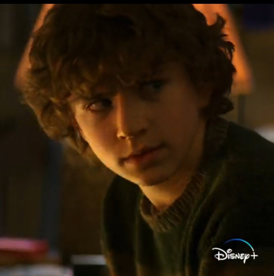 cursedbythegods's tweet photo. THAT IS MY SON PERCY JACKSON, HE IS A GOOD KID AND HAS NEVER DONE ANYTHING WRONG IN HIS LIFE https://t.co/pEqzIsvSXH