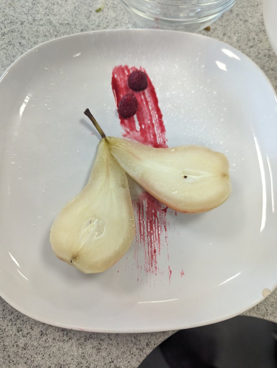 Miss McKelvie tweet media