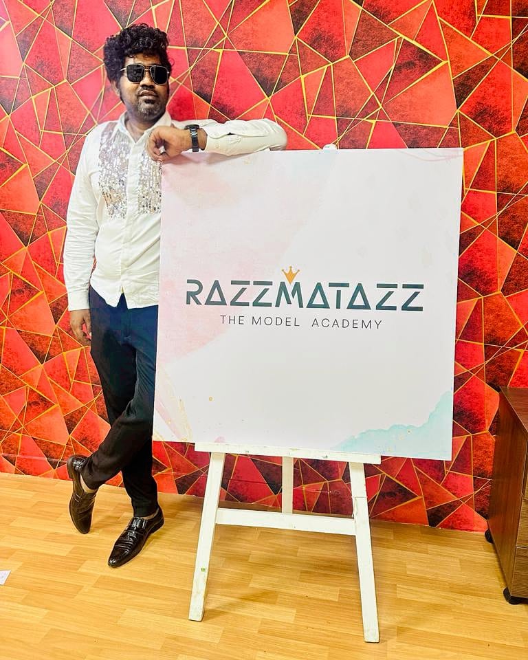 RazzmatazzJoe's tweet photo. #RazzmatazzModelAcademy Is Now  Official!!
Launched by our Very own @ungalsanam Sis and #cakesquare Janaki Mam And Muthu Sir !! 

#RegistrationOpen for the Aspiring Model !!! 

Contact : joe@razzmatazzgroup.in /9791006432 For the Registration Process !! https://t.co/ERMX6wcjl5
