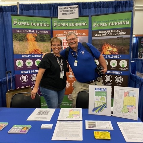 idemnews's tweet image. #IDEM Environmental Managers Myra McShane, Dwayne Caldwell, Kevin McBeth, and Susan Raisor attended last week’s Indiana Emergency Response Conference to help spread the word about Indiana’s #openburning laws and how to contact IDEM for spills. idem.in.gov/openburning