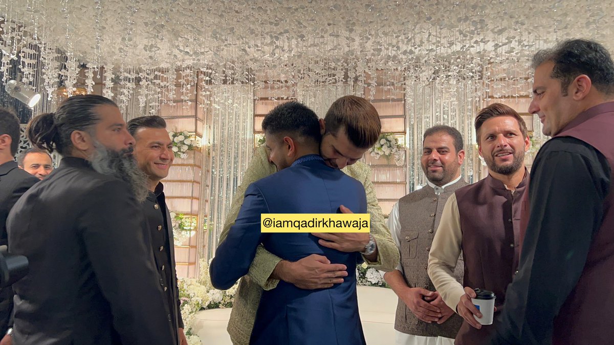 iamqadirkhawaja's tweet photo. Yeh Cheezzzz ❤️❤️🔥🔥🔥💪💪💪
Babar arrived at Shaheen shah afridi wedding 
قومی ٹیم کے کپتان بابر اعظم شاہین شاہ آفریدی کی بارات پر کراچی پہنچ گئے،،،، شاہین شاہ آفریدی،بابر اعظم اور شاہد آفریدی نے جادو کی جپھی بھی ڈالی اور مسکراہٹیں بھی بھکیریں
Masha Allah Unity is strength ❤️❤️😍😍

#ShaheenShahAfridi𓃵 #BabarAzam𓃵 #ShaheenShahAfridi