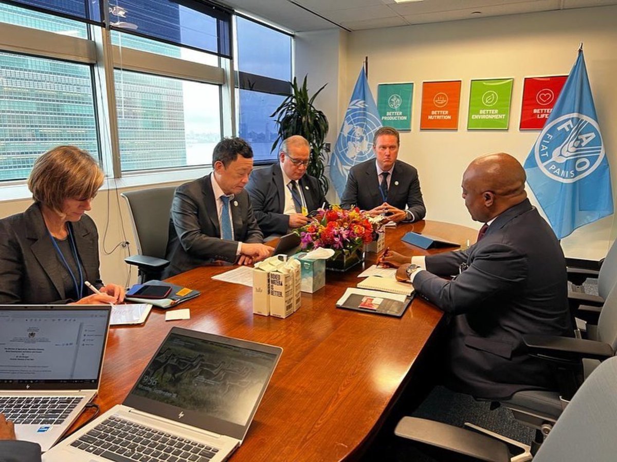mrbenceo's tweet photo. At the ongoing #UNGA78, H.E. Ambassador Isiaka Abdulqadir Imam, the D-8 Secretary General, In New York to participate in the 78th of the United Nations General Assembly. https://t.co/Qqo2LzF6PG