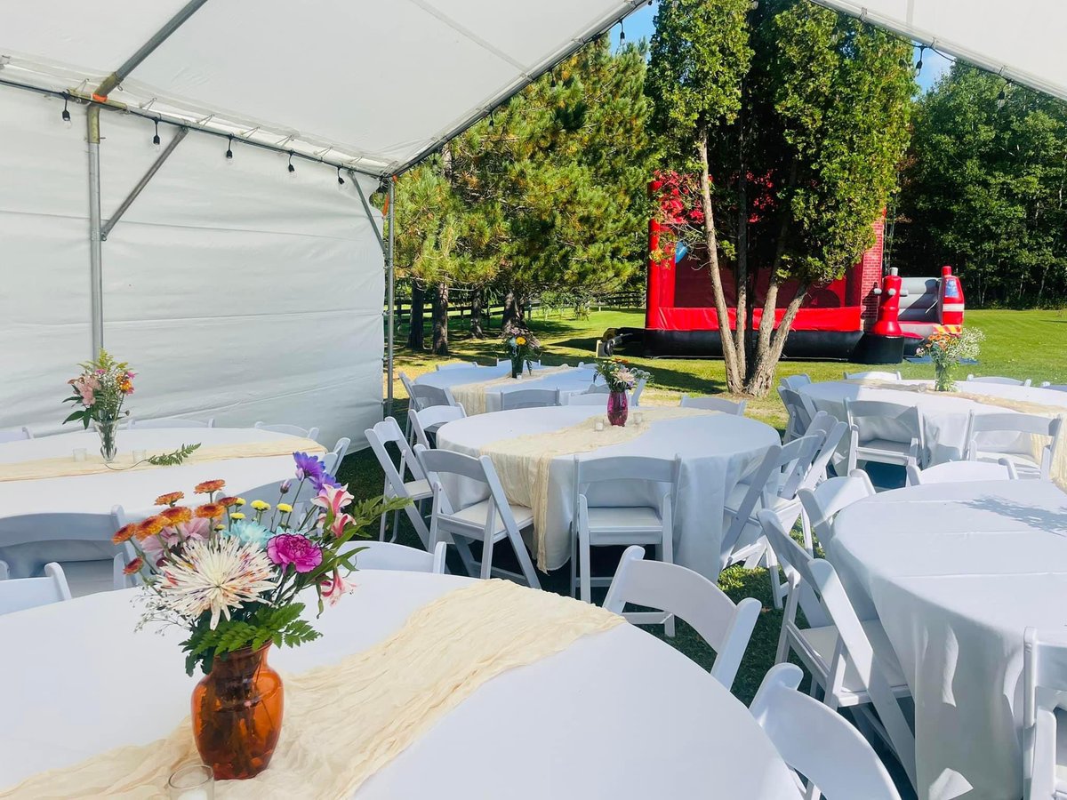 mjinteractive17's tweet photo. A few pics I stole from the event this past weekend where the client utilized our tent, tables and chairs.

#fallwedding #fallvibes #eventrentals #partyrentals https://t.co/GKliLtKYow