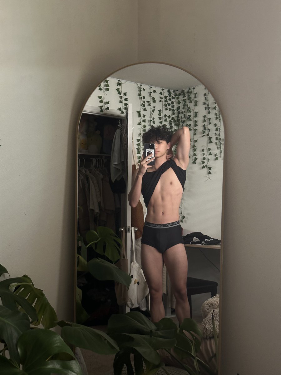 Twanieisme's tweet photo. Morning✨ https://t.co/XuobSIbrk3