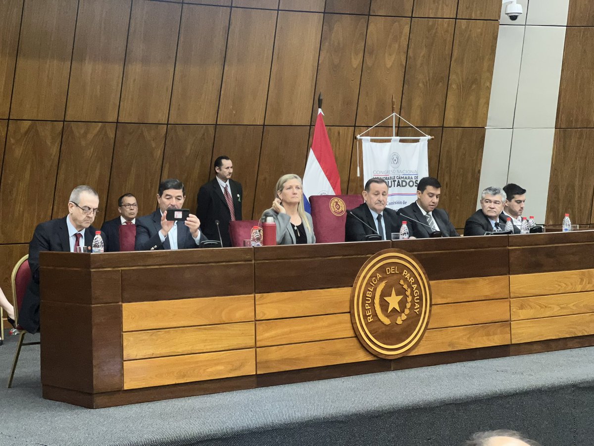 ComDefensaHCD's tweet image. Audiencia Pública organizado por la Comisión sobre el Proyecto de Ley “QUE MODIFICA EL ARTICULO 9º DE LA LEY Nº 4493/11 “QUE ESTABLECE LOS MONTOS DE LA ESCALA DEL SUELDO BÁSICO MENSUAL Y OTRAS REMUNERACIONES DE LOS INTEGRANTES DE LA FUERZA PÚBLICA”