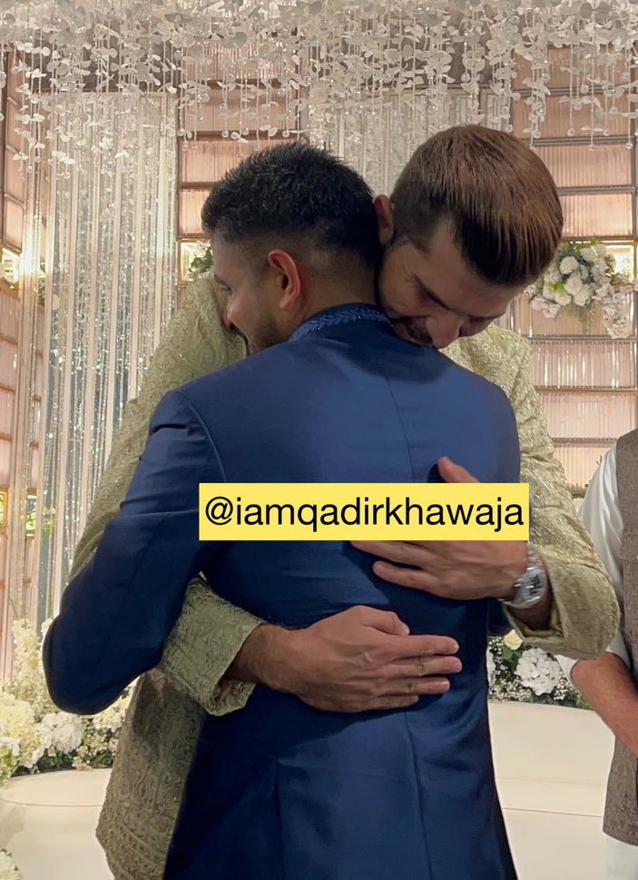 DheetAfridian's tweet photo. Seems like Babar Azam has suprised Shaheen Shah Afridi. 😭❤️
#ShaheenAfridi #BabarAzam𓃵 #ShaheenAfridi @babarazam258 https://t.co/qDmii3Py98