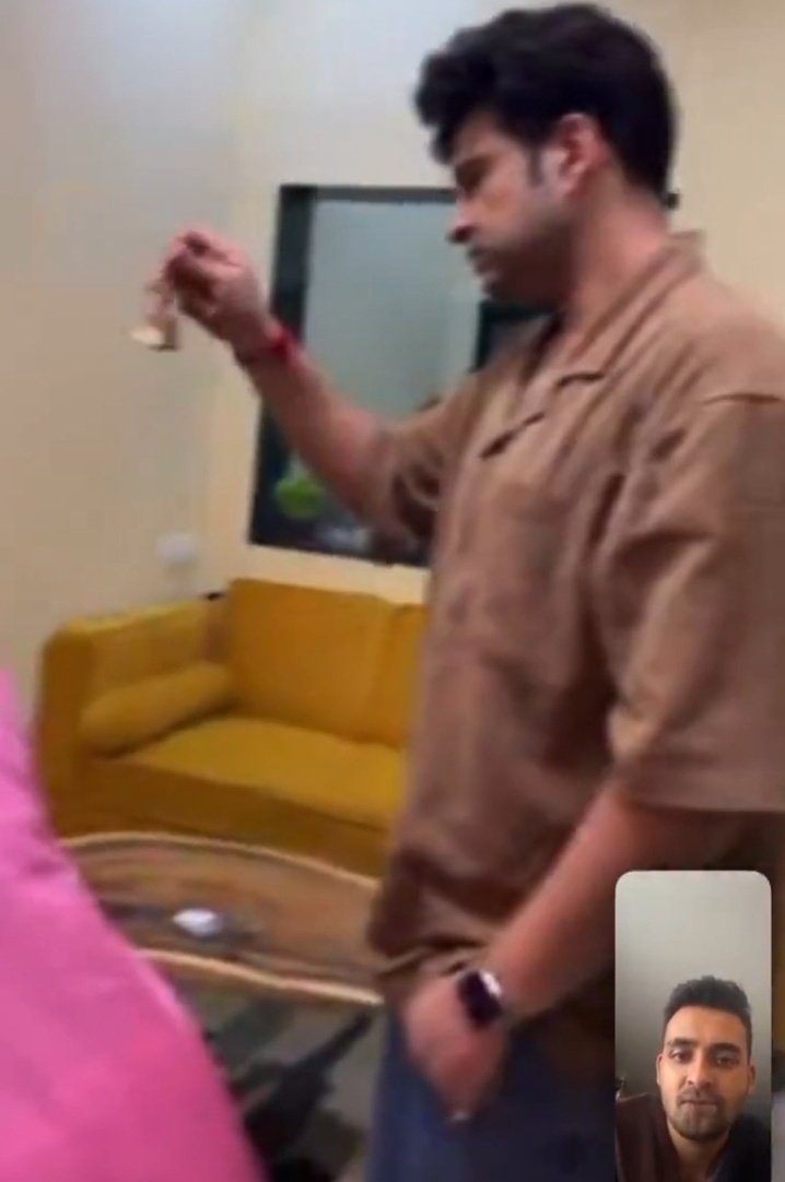 nehhaaa__'s tweet image. TejRan whoo????
#KarPa FTW 🥹🤌🏻❤️

#TejRan #KaranKundrra #TejasswiPrakash #TejRanFam