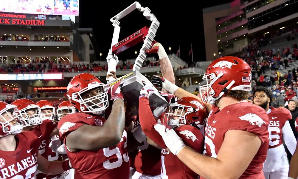 After a great conversation with @CoachCKennedy I am truly blessed and honored to have received an offer from the University of Arkansas! #AGTG #Jury @BishopGormanFB @BrandonHuffman @BlairAngulo @ChadSimmons_ @adamgorney @AneUtu @wilson_utu