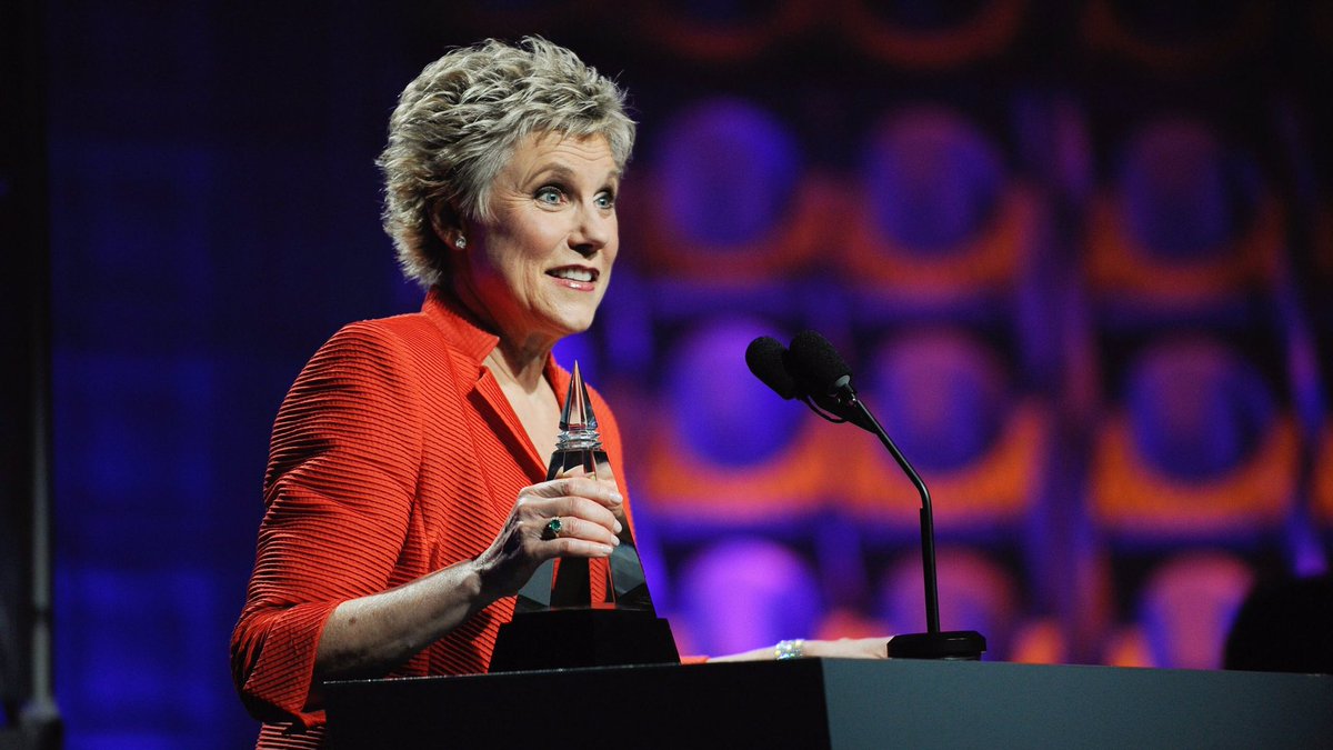 My 1:1 with the legendary Anne Murray. 

scoregolf.com/features/in-co…