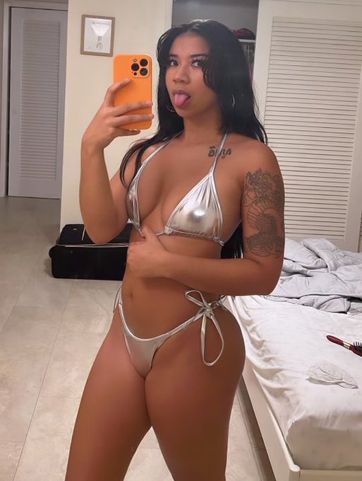 Last Fall: https://t.co/uyD4N4AsWh<a href="/tag/avn2024"class="tags"><span>#avn2024</span></a>