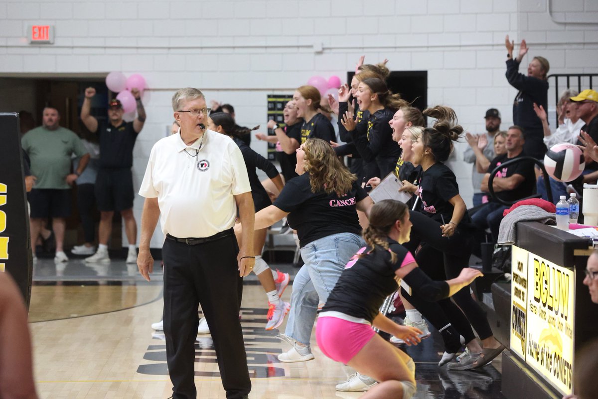 cjeilers's tweet photo. Final: 1A fifth-ranked @bcluwvolleyball defeats 1A third-ranked North Tama 25-18, 26-24, 25-18. Comets set a clear path to the Iowa Star South title and pick up a major win in terms of postseason potential #iahsvb https://t.co/oGmwmS8cay
