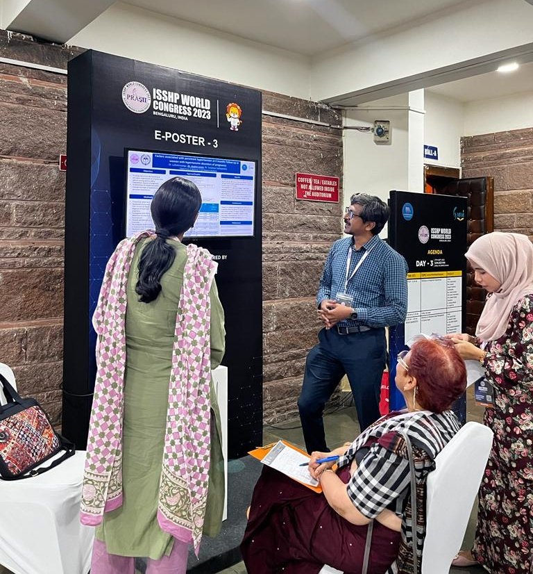 Audrinlenin's tweet photo. Presenting our prospective cohort data on factors associated with persistent hypertension in patients with pregnancy induced hypertension at #ISSHP World Congress. https://t.co/LKJJghNAvW