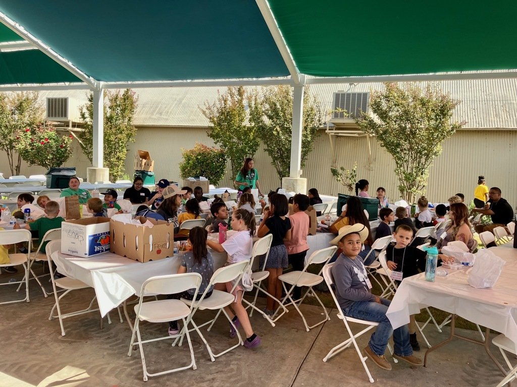 We enjoyed an amazing day at the Kern County Fair today with 100 second graders, their teachers, parents, aides, and SSD bus drivers.  MOT saved the day to help us move lunches into the fair.  I learned you may ask any food vendor for water and they will give you some.