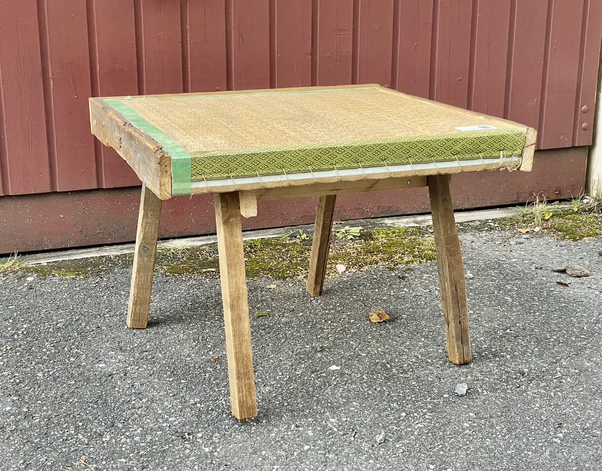 ggg_reinhold's tweet image. サンプリングした畳をオットマンに転用
#vba2021jp